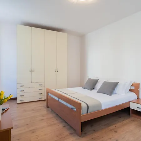 Family By Rent Apartament *